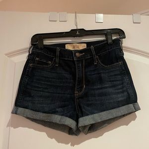 hollister size 1 shorts denim